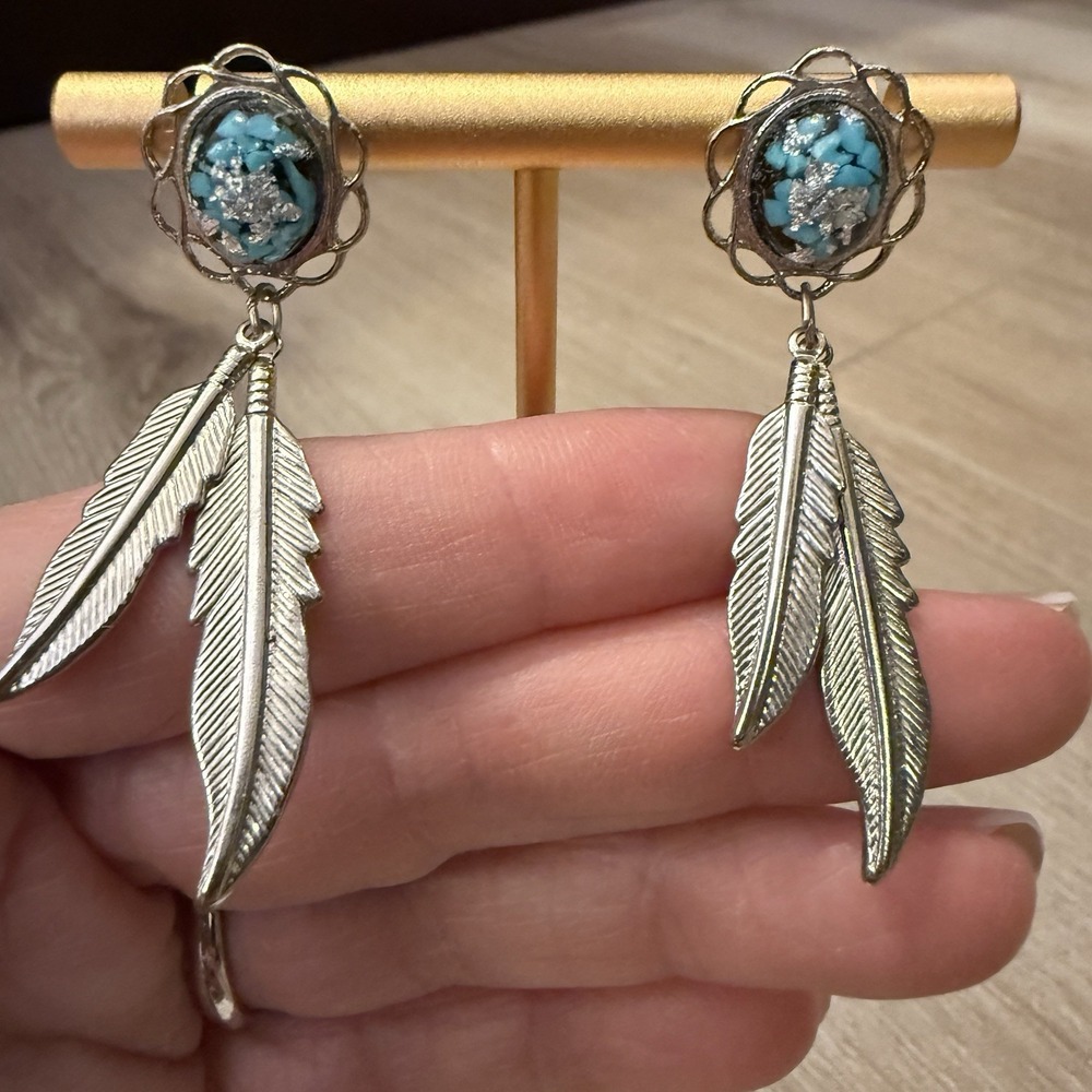 Silverflake Turquoise Feather Earrings 90's Vintage Nevada
